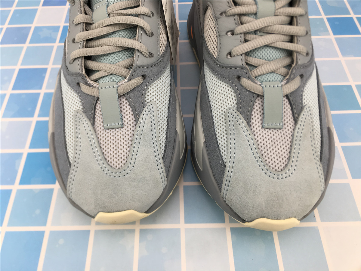 Yeezy Boost 700 Inertia EG7597